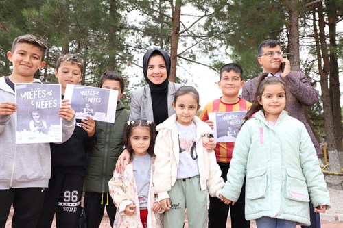 Kaymakam Saliha Karataş Emine Ahmet Büküşoğlu Ortaokulunda Düzenlenen Fidan Dikimi Etkinliğine Katıldı